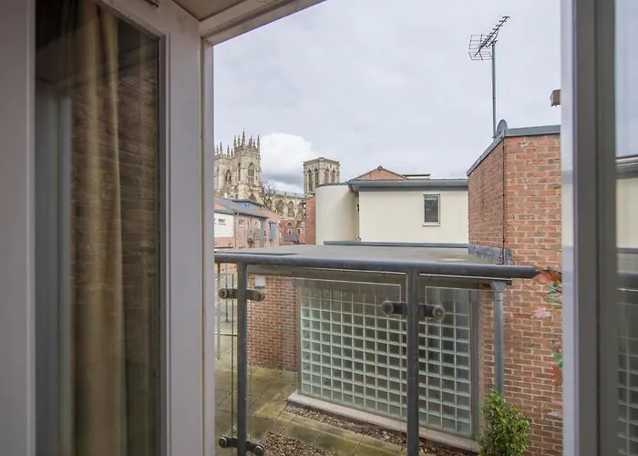St Helen\'S House With Minster Views