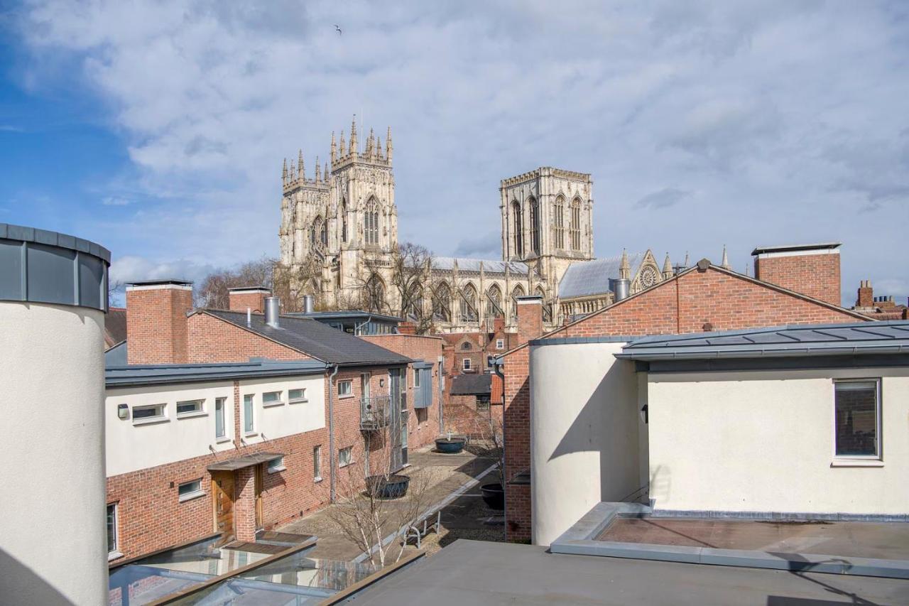 St Helen's House With Minster Views Йорк