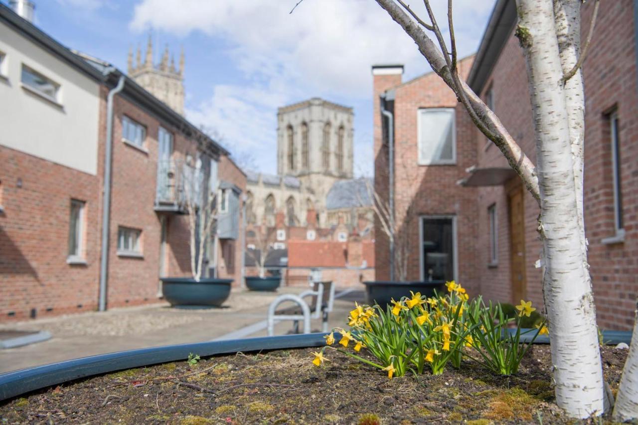 St Helen's House With Minster Views Апартаменты *