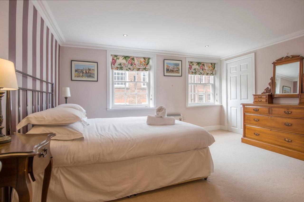 Апартаменты St Helen's House With Minster Views Йорк