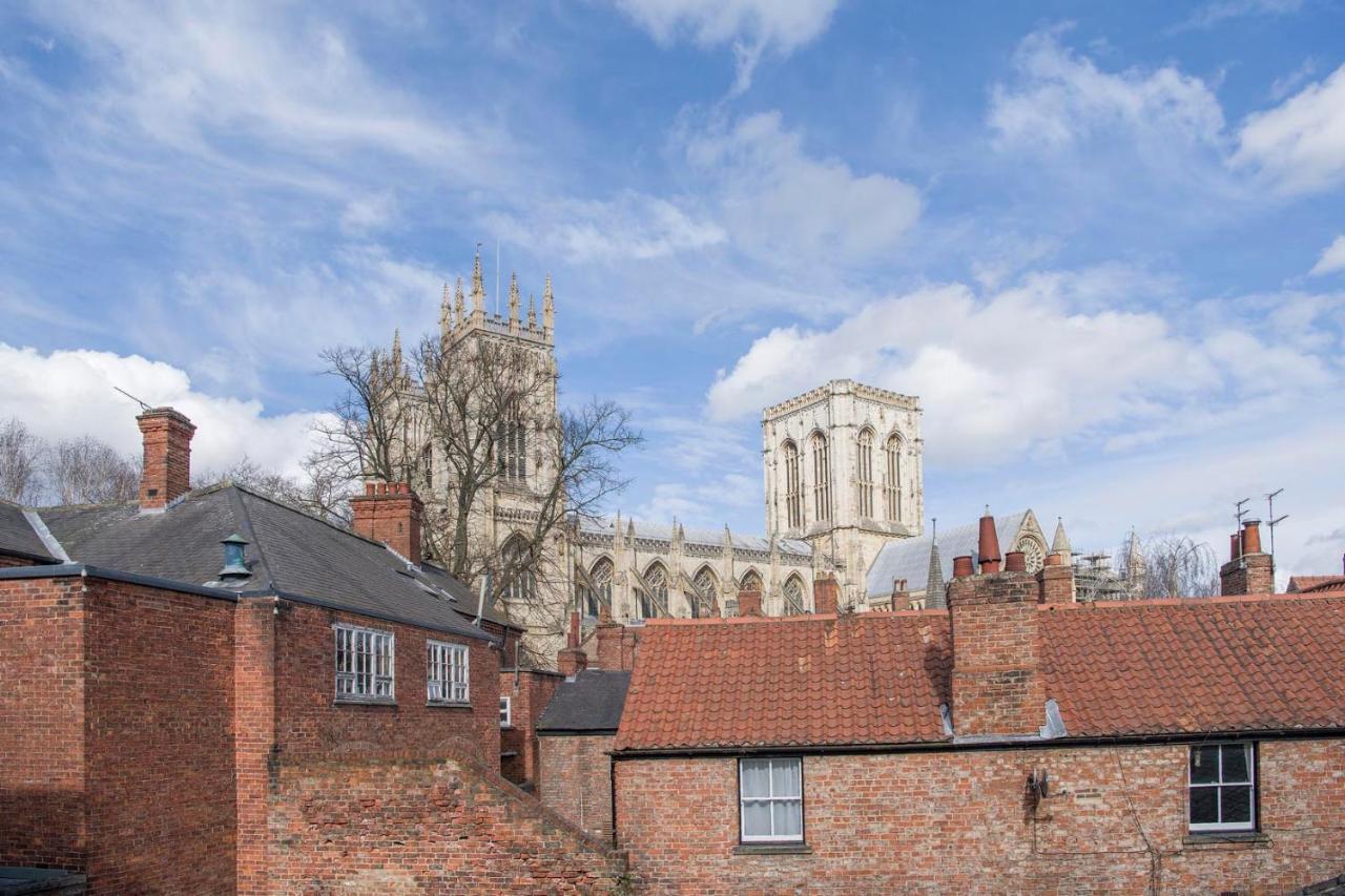 St Helen's House With Minster Views Апартаменты *